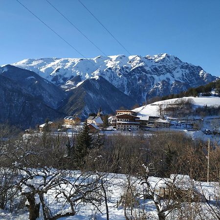 Appartement rez de jardin montée de l'alpe d'Huez La Garde  Esterno foto