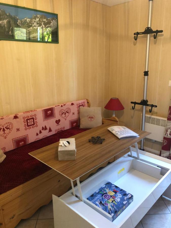 Appartement rez de jardin montée de l'alpe d'Huez La Garde  Esterno foto
