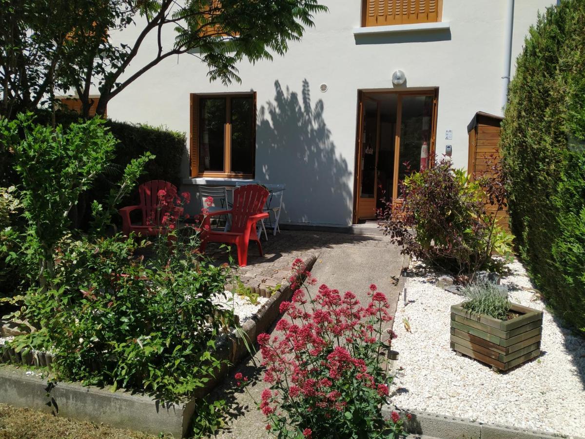 Appartement rez de jardin montée de l'alpe d'Huez La Garde  Esterno foto