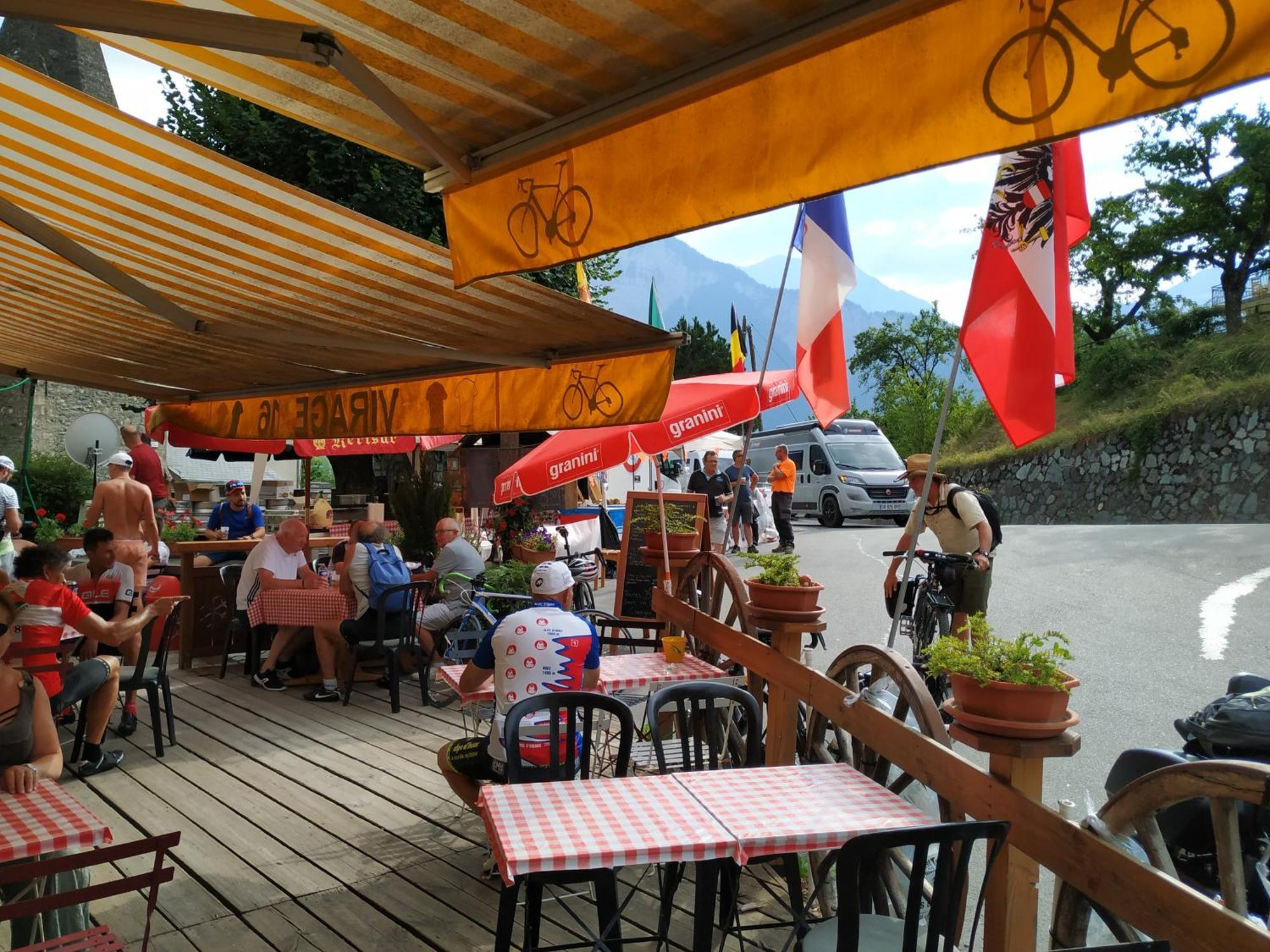 Appartement rez de jardin montée de l'alpe d'Huez La Garde  Esterno foto